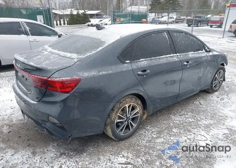 2023 Kia Forte Lxs z USA, uszkodzony, nr VIN 3KPF24AD0PE526871